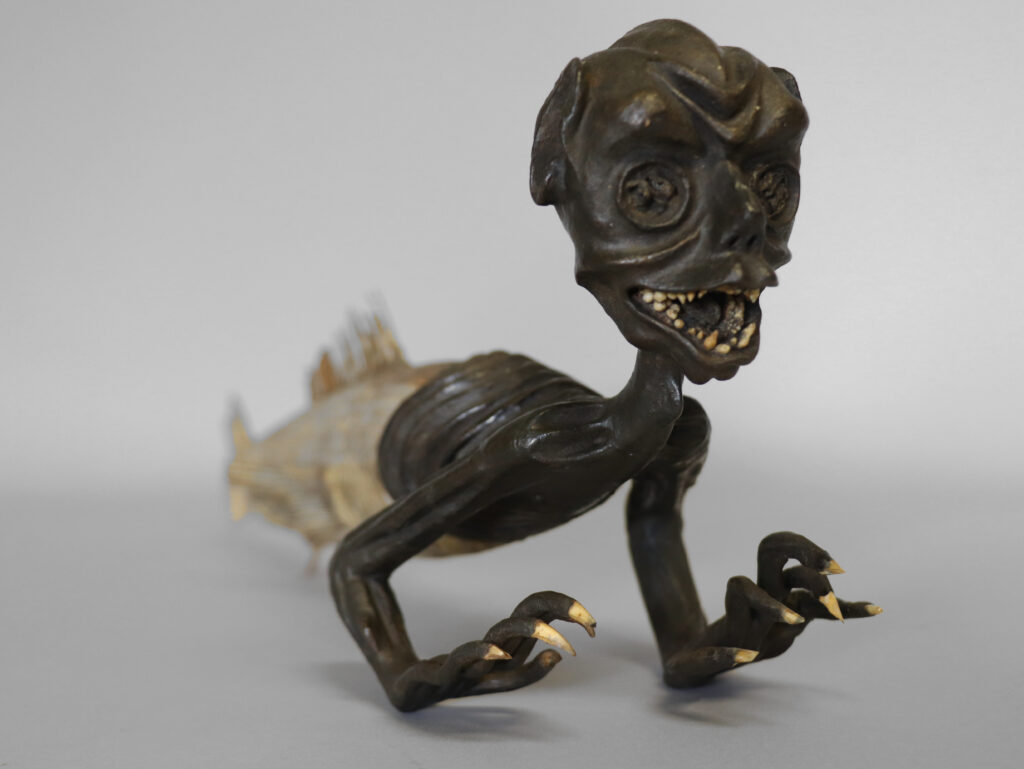 Sirène du Japon, collections l'Hydro - Musée maritime de Saint-Malo.